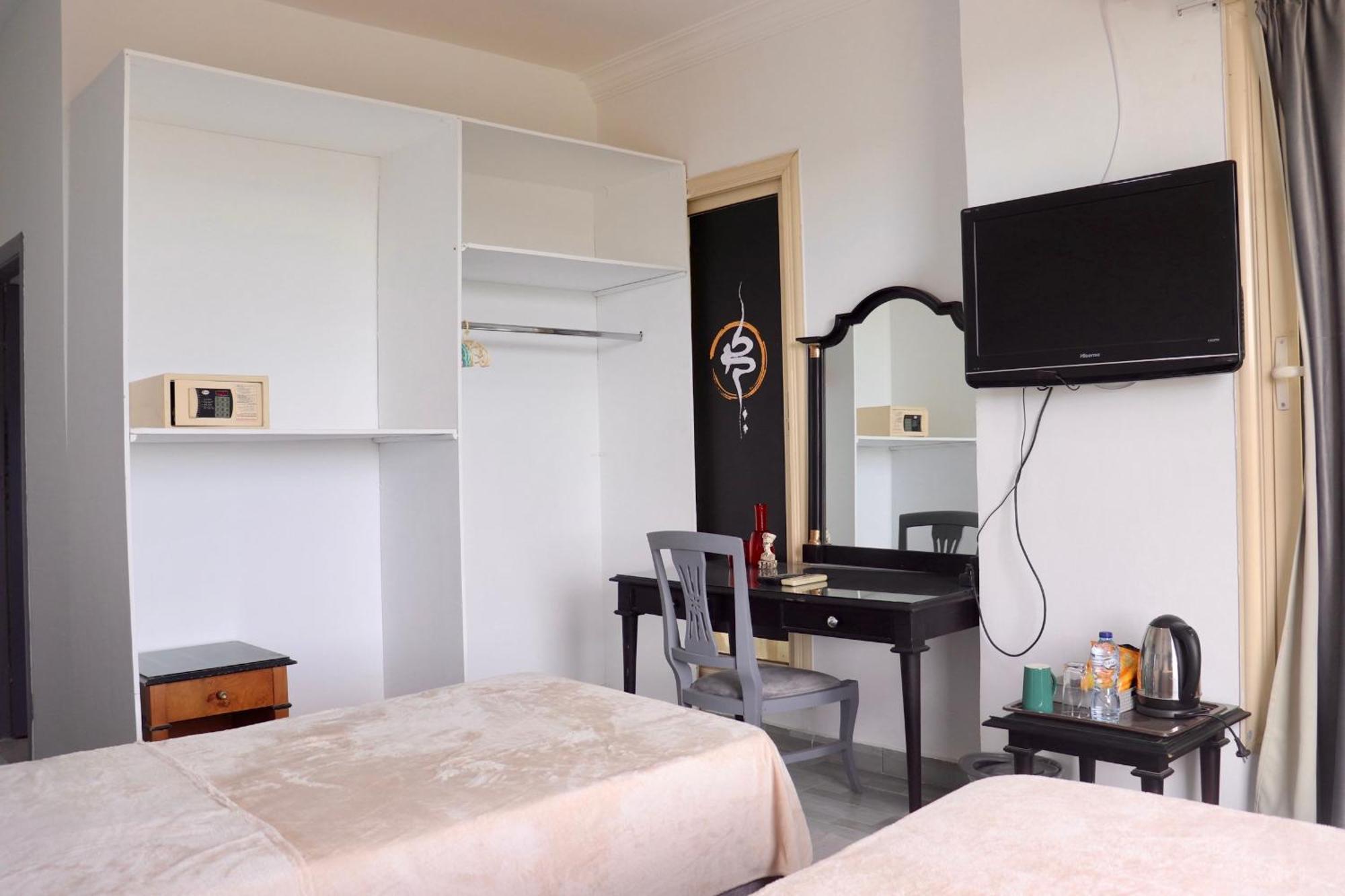 K Boutique Hotel Medspa-Pyramids & Grand Egyptian Museum Ghatati Exteriör bild