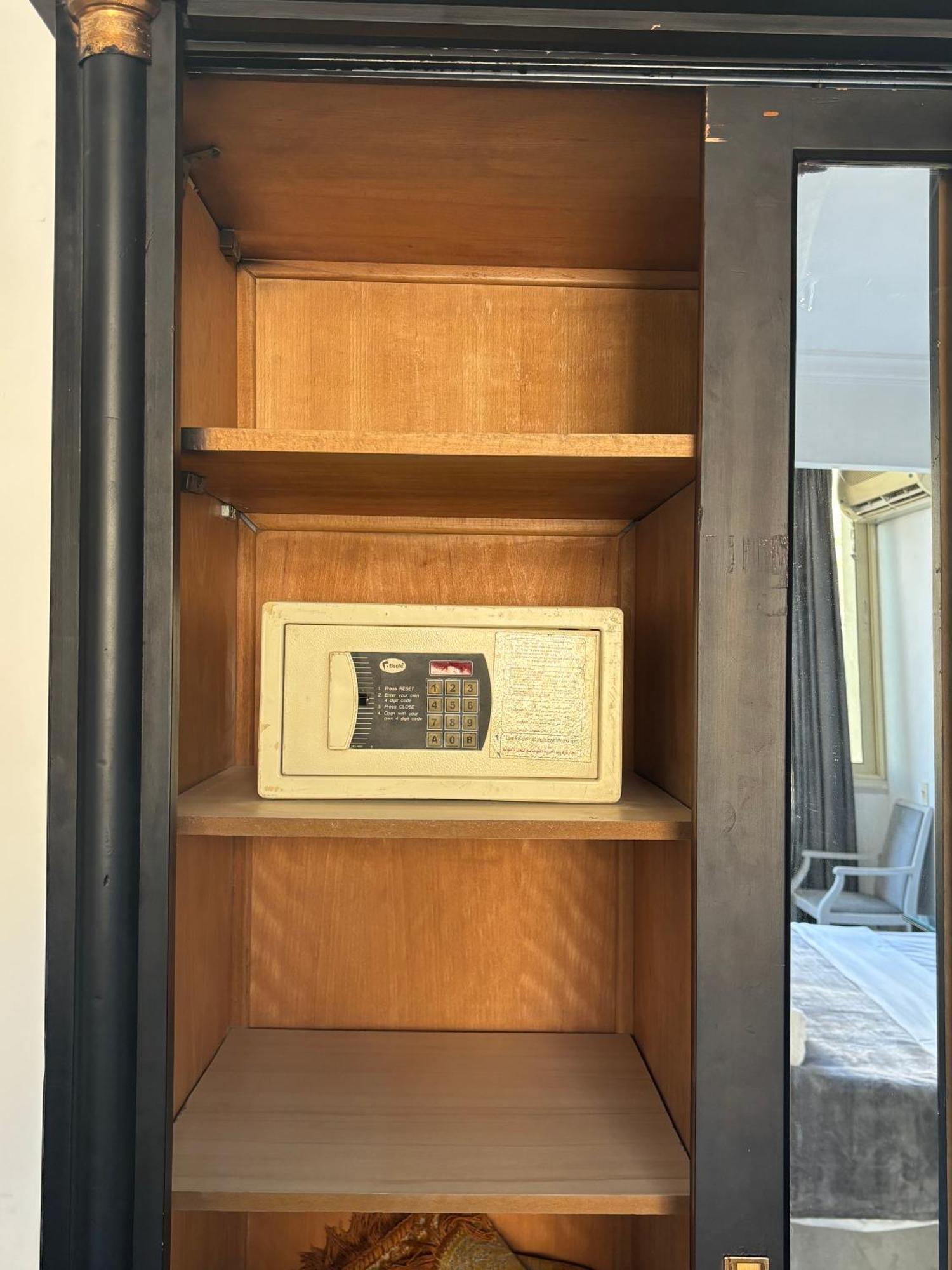 K Boutique Hotel Medspa-Pyramids & Grand Egyptian Museum Ghatati Exteriör bild